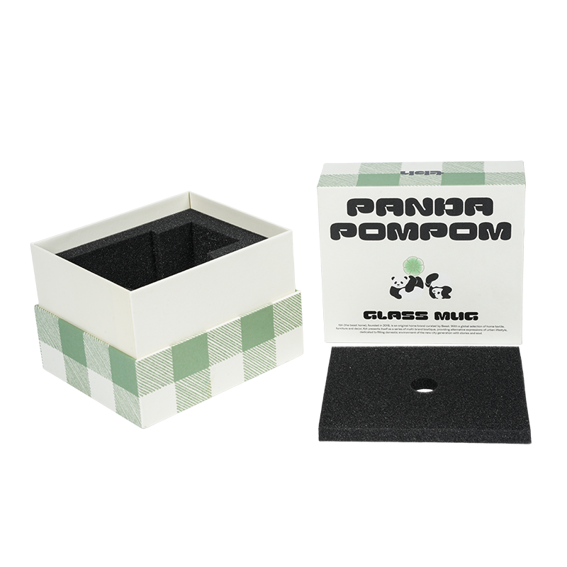 Algemene verpakking, stevige kartonnen doos in de vorm van een boek